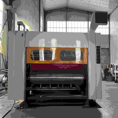 دستگاه شیارزن دوار کارتن با سرعت مکانیکی 150 متر بر دقیقه برای اندازه‌های ورق کوچک و حداکثر عمق شیارزنی 350/530 میلی‌متر