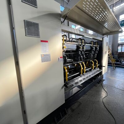 حداکثر عرض 2500 میلی متر آٹو تغذیه نازک تیغه Slitter Scorer ماشین برای تخته نالوده ایده آل برای برش دقیق و برنامه های کاربردی امتیاز