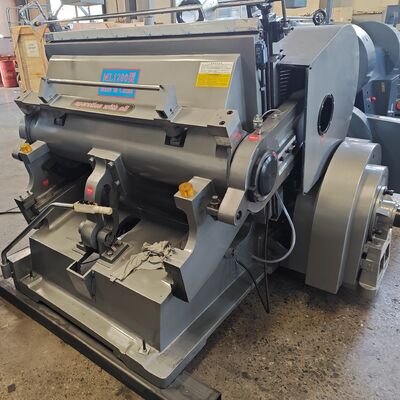 ML1200 ماشین برش گره دار کارتونی با عملکرد مداوم تامین روغن الکتریکی ایده آل برای خطوط تولید بسته بندی