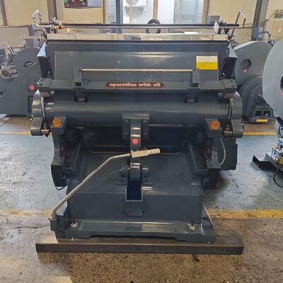 ماشین برش دستی کراسینگ ماشین برش کراسینگ کارتونی کارتونی کارتونی با صفحه مکش الکتریکی فلش ترمز کلاچ ایده آل کارتون