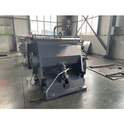 ماشین برش مرطوب کارتونی 7000 کیلوگرم با سرعت برش 4800 تا 8000 ورق در ساعت محافظ ایمنی برای ایمنی