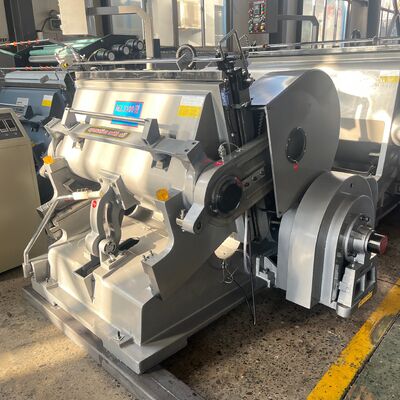 ماشین برش فلت بادی کارتون گره دار با ابعاد ماشین 5129 4150 2346mm و دقت برش بالا ایده آل برای صنایع صنعتی