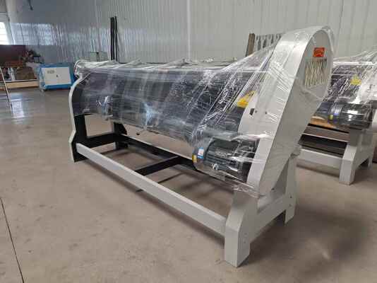سرعت بالا 40 قطعه / دقیقه چرخدار لوله کش ماشین با 2500mm حداکثر عرض ورق و دقیق گوشه برش اندازه 0-60x350