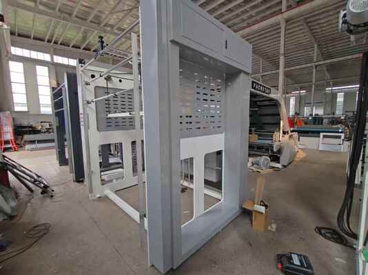 HL1600 ماشین لامینینگ خودکار فلوت با 1600X1250mm Max. اندازه لامینینگ، 5500 ورق / ساعت سرعت و کنترل برنامه PLC
