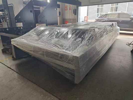 HL1600 سرعت بالا 100pcs/min ماشین لامینینگ خودکار فلوت با اندازه 1600x1250mm و تغذیه خودکار